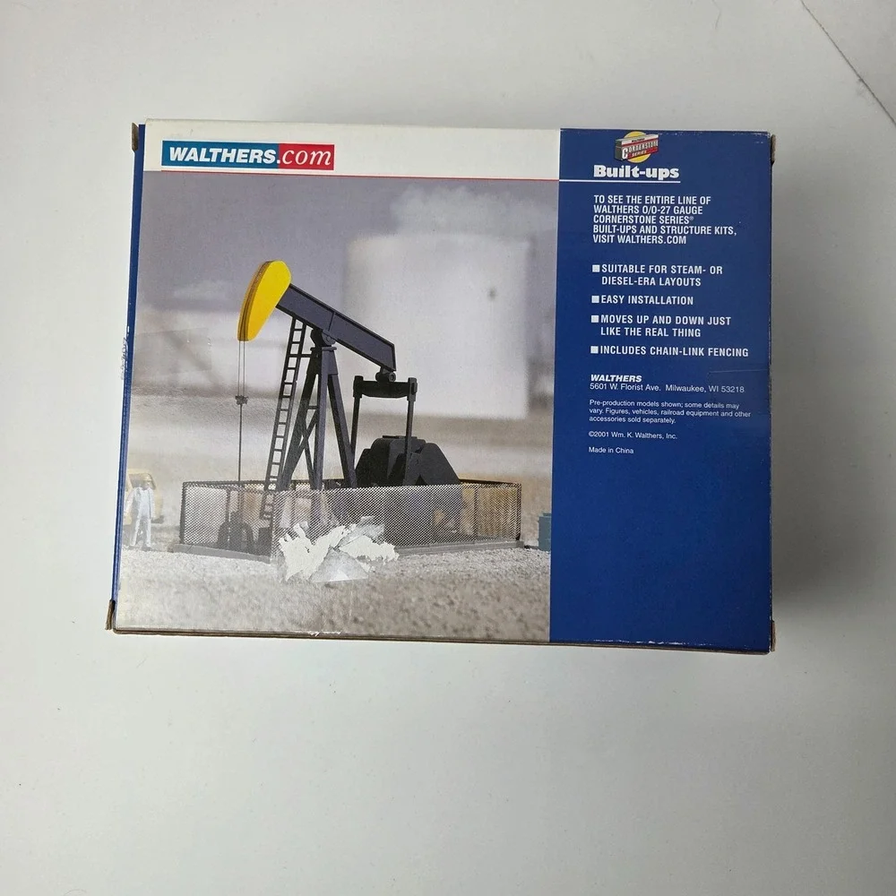 O/O-27 OPERATING OIL PUMP, Walthers Cornerstone Series Built-ups New In Box